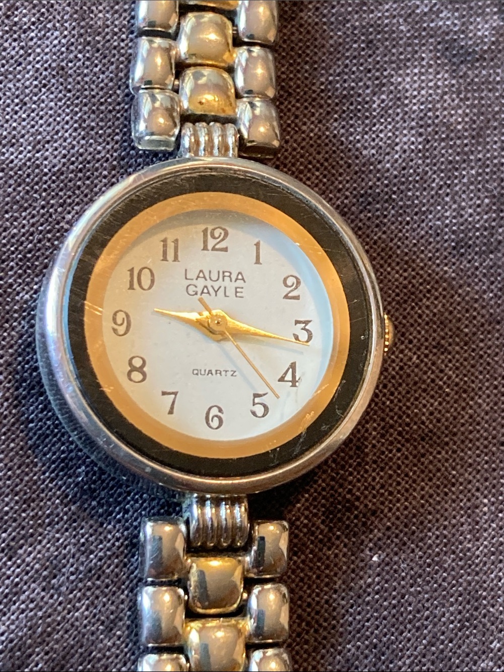 Laura Gayle Women's Wristwatch Keeps Perfect Time